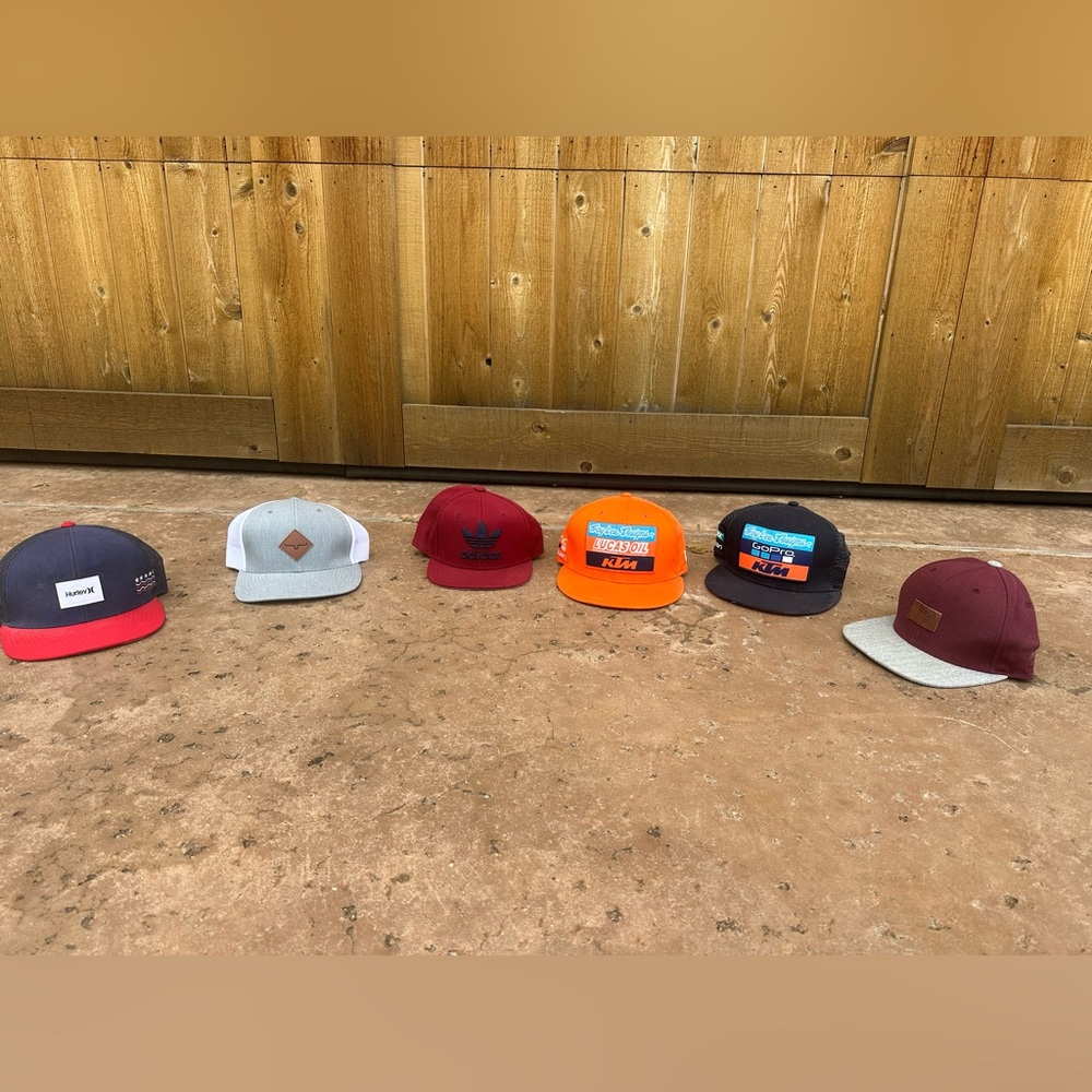 6 snap back hats